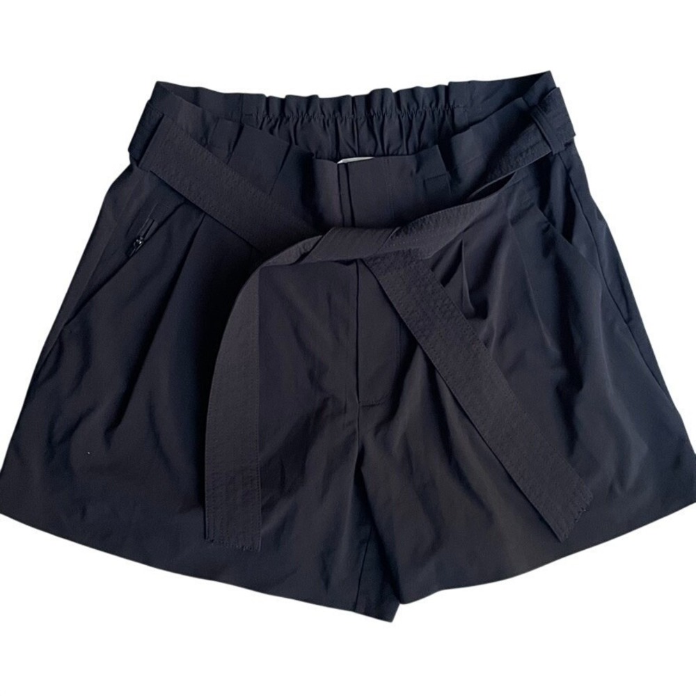 Athleta Skyline Short‎ II High Rise Paperbag Tie Waist Shorts Size 10